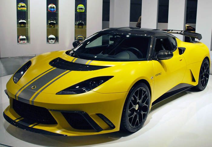 Με 444 ίππους, η Evora GTE είναι η ισχυρότερη Lotus δρόμου που φτιάχτηκε ποτέ, ενώ το βάρος της έχει περιοριστεί κατά 105 κιλά.